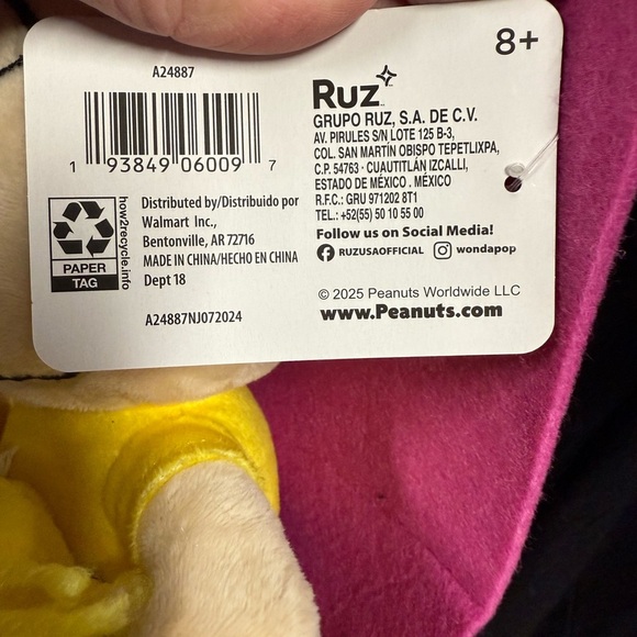 Peanuts Plush Toys Bouquet with Pink Wrap  NEW - Picture 10 of 10